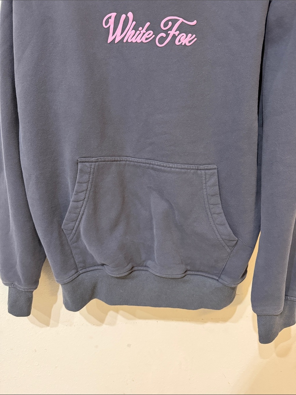 White Fox Boutique Season 7 Oversized Hoodie Shorts Lounge Set in Monument - Picture 4 of 10